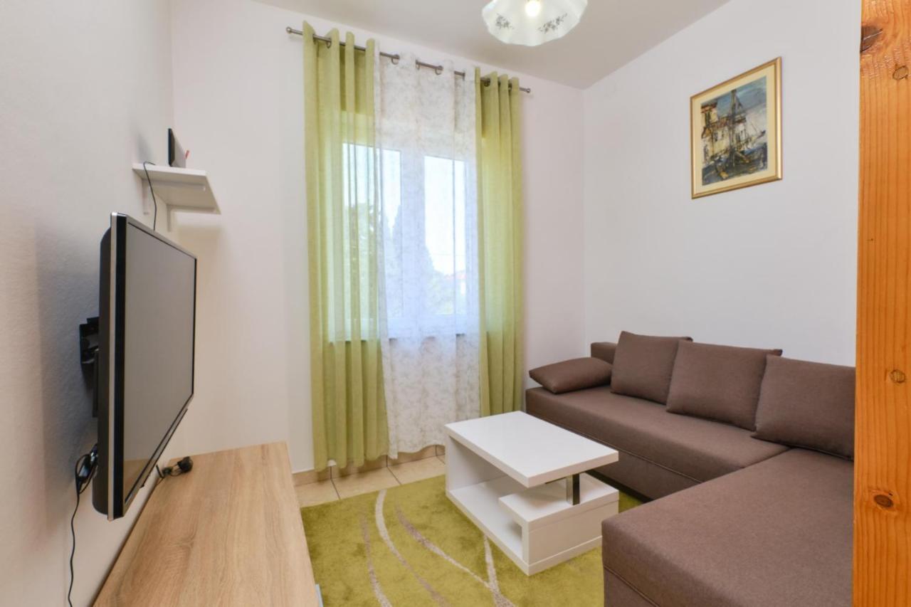Apartments Blanka Nerezine Exteriér fotografie